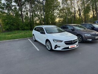 2020 Opel Insignia II Рестайлинг, белый, 2250000 рублей, вид 1