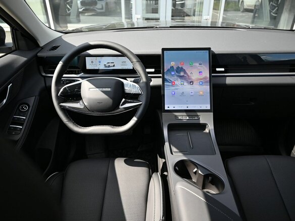2026 Jeland J6, чёрный, 2928000 рублей - вид 18