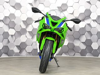 2025 Kawasaki ZX-6R Ninja, белый, 1469000 рублей, вид 5