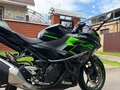 2020 Kawasaki Ninja 400, зелёный, 680000 рублей - вид 7