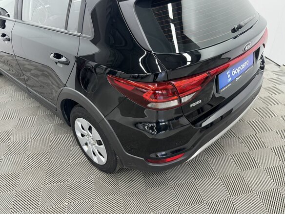 2017 Kia Rio X-Line IV, чёрный - вид 5