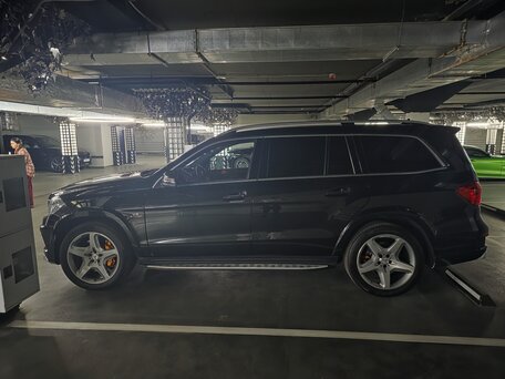 2013 Mercedes-Benz GL-Класс AMG 63 AMG, чёрный, 3200000 рублей, вид 4