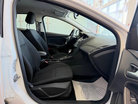 2018 Ford Focus III Рестайлинг, белый, 1239000 рублей - вид 8