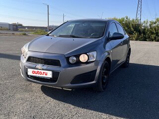 2013 Chevrolet Aveo II, серый, 399000 рублей, вид 1