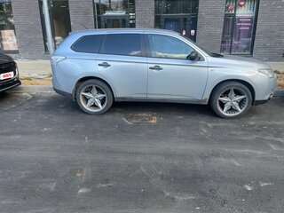 2012 Mitsubishi Outlander III, серебристый, 950000 рублей, вид 3