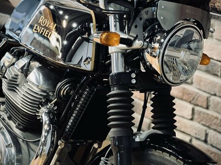 2025 Royal Enfield Continental GT, серебристый, 680000 рублей, вид 4