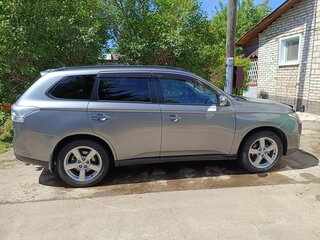 2012 Mitsubishi Outlander III, серый, 1365729 рублей, вид 4