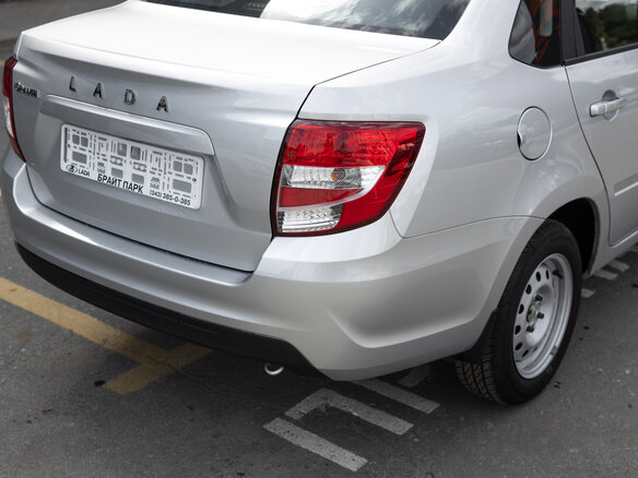 2026 Lada (ВАЗ) Granta I Рестайлинг, серебристый, 1026000 рублей - вид 5