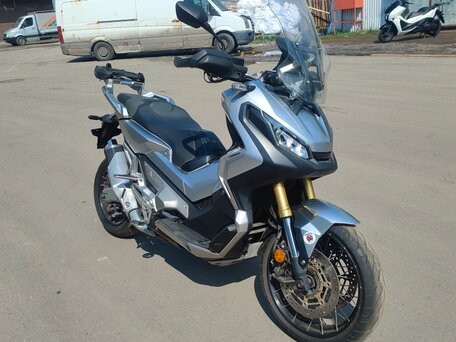 2018 Honda X-ADV, серебристый, 999000 рублей, вид 2
