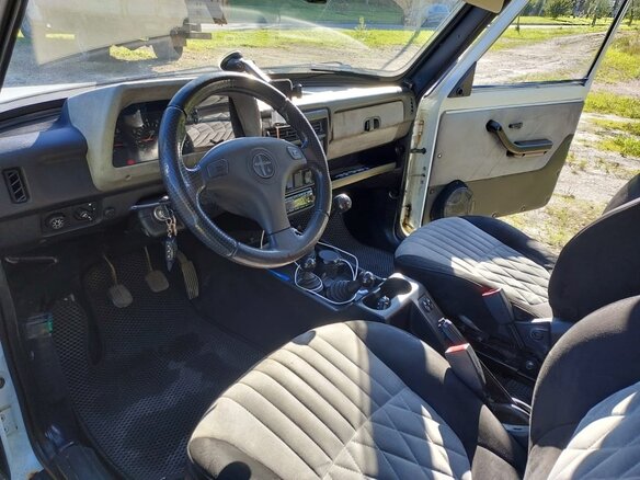 2011 Lada (ВАЗ) 2121 (4x4) I Рестайлинг, белый, 380000 рублей - вид 6