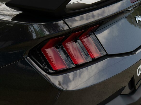 2024 Ford Mustang VII, серый, 6250000 рублей - вид 16