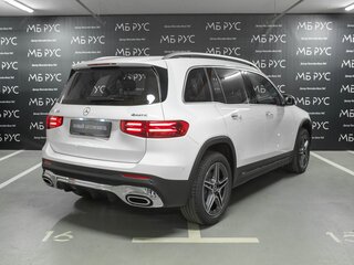 2025 Mercedes-Benz GLB 250 I (X247) Рестайлинг, белый, 7409400 рублей, вид 4