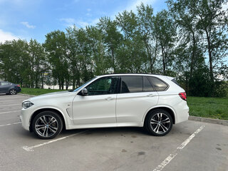 2018 BMW X5 M50d III (F15), белый, 4500000 рублей, вид 3