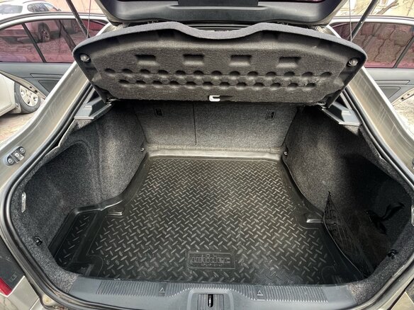 2011 Skoda Octavia II (A5) Рестайлинг, серый, 680000 рублей - вид 14