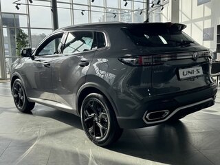 2026 Changan UNI-S I Рестайлинг, чёрный, 3190000 рублей, вид 4