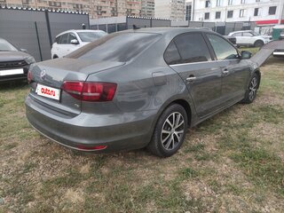 2017 Volkswagen Jetta VI Рестайлинг, серый, 903000 рублей, вид 3