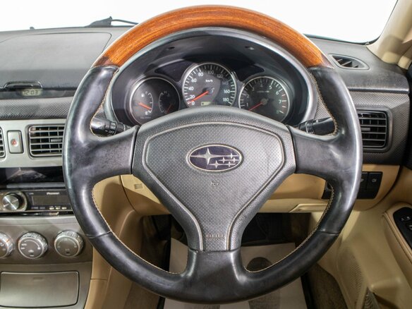 2005 Subaru Forester II Рестайлинг, зелёный - вид 13