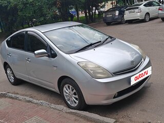 2010 Toyota Prius JDM II Рестайлинг (XW20), серебристый, 490000 рублей, вид 2