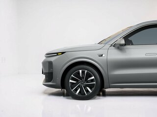 2025 Li Auto (Lixiang) L6 I, серебристый, 9334500 рублей, вид 4