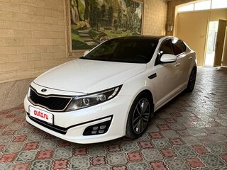 2015 Kia Optima III Рестайлинг, белый, 1520000 рублей, вид 3