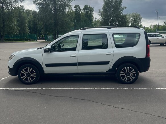 2021 Lada (ВАЗ) Largus Cross I Рестайлинг, белый, 1050000 рублей - вид 8