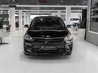 2017 Kia Rio IV, чёрный, 975000 рублей, вид 3
