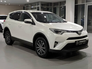 2017 Toyota RAV4 IV (XA40) Рестайлинг, белый, 2153000 рублей, вид 3