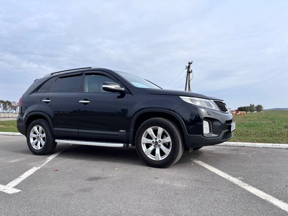 2014 Kia Sorento II Рестайлинг, чёрный, 1750000 рублей - вид 6
