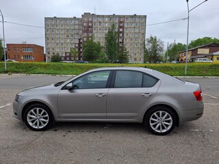 2020 Skoda Octavia III (A7) Рестайлинг, коричневый, 1850000 рублей, вид 4
