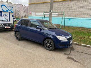 2013 Skoda Fabia II Рестайлинг, синий, 430000 рублей, вид 3
