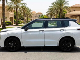 2025 Mitsubishi Outlander IV, белый, 6600206 рублей, вид 3
