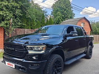 2021 Ram 1500 Quad Cab V, чёрный, 5700000 рублей, вид 2