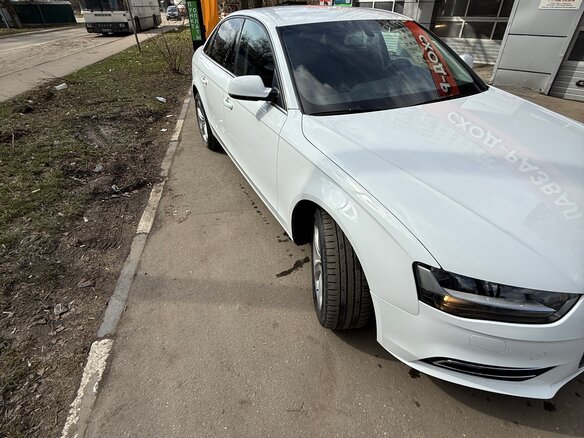 2012 Audi A4 IV (B8) Рестайлинг, белый, 2150000 рублей - вид 3