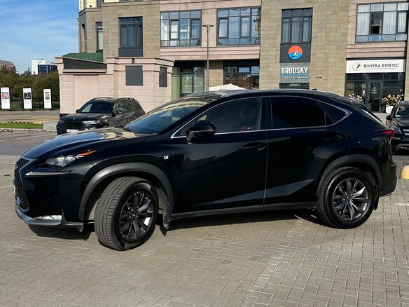 2017 Lexus NX 200t I, чёрный, 2800000 рублей - вид 4