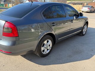2013 Skoda Octavia II (A5) Рестайлинг, серый, 990000 рублей, вид 5