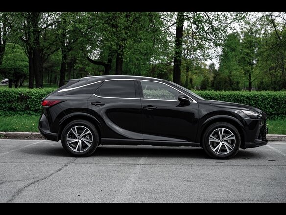2023 Lexus RX 350h V, чёрный, 7300000 рублей - вид 7