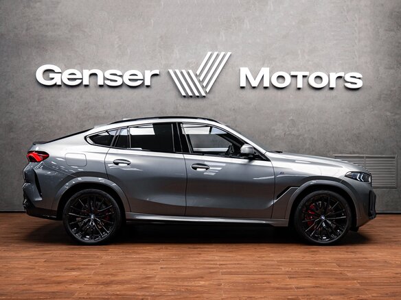 2025 BMW X6 40d III (G06) Рестайлинг, серый, 15800000 рублей - вид 4