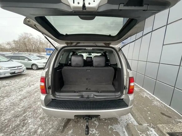 2004 Ford Explorer III, серый, 800000 рублей - вид 5