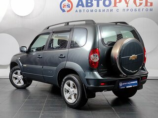 2016 Chevrolet Niva I Рестайлинг, зелёный, 777000 рублей, вид 2