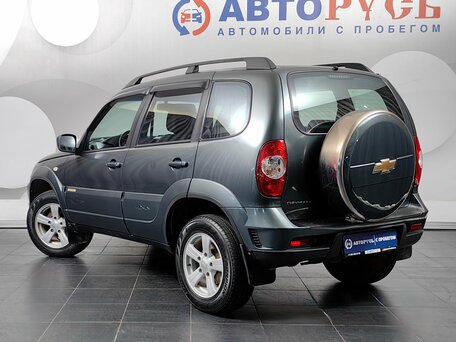 2016 Chevrolet Niva I Рестайлинг, зелёный, 808000 рублей, вид 2
