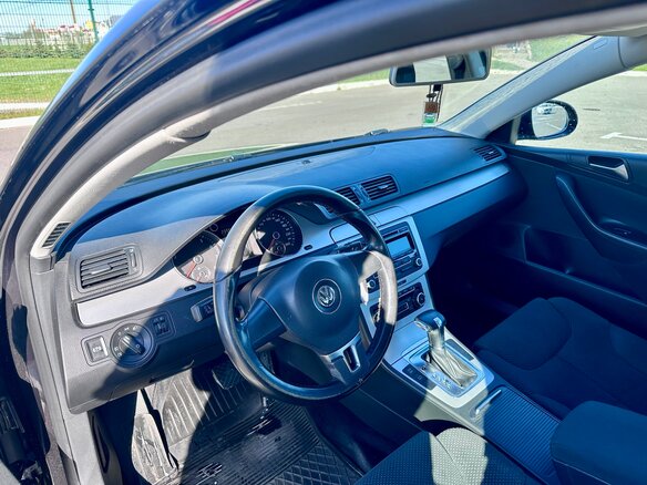 2010 Volkswagen Passat B6, чёрный, 900000 рублей - вид 16