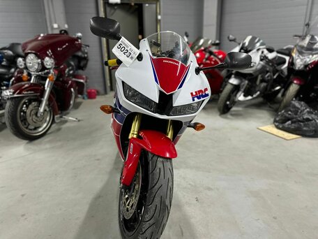 2013 Honda CBR 600RR, белый, 780000 рублей, вид 2