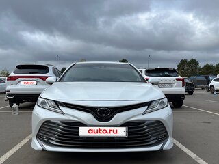2021 Toyota Camry VIII (XV70), белый, 3000000 рублей, вид 2