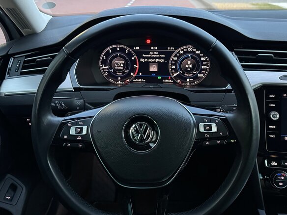 2018 Volkswagen Passat B8, белый, 1990000 рублей - вид 21