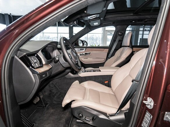 2025 Volvo XC90 B5 II Рестайлинг 2, красный - вид 11