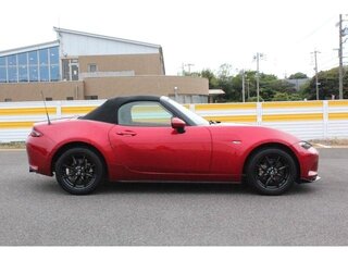 2017 Mazda Roadster IV (ND), красный, 1350000 рублей, вид 4