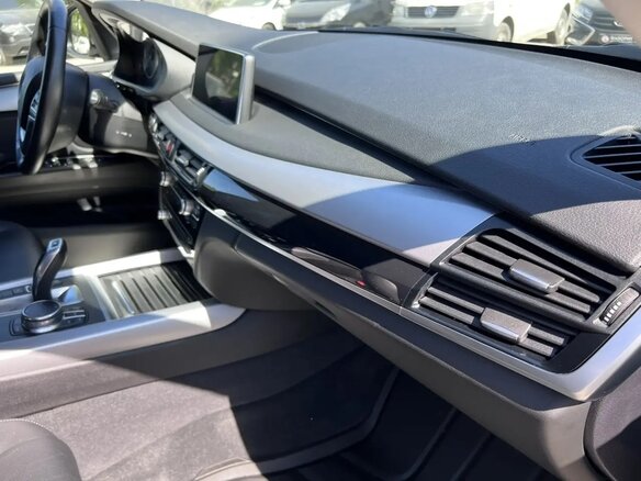 2017 BMW X5 25d III (F15), серый, 5300000 рублей - вид 27