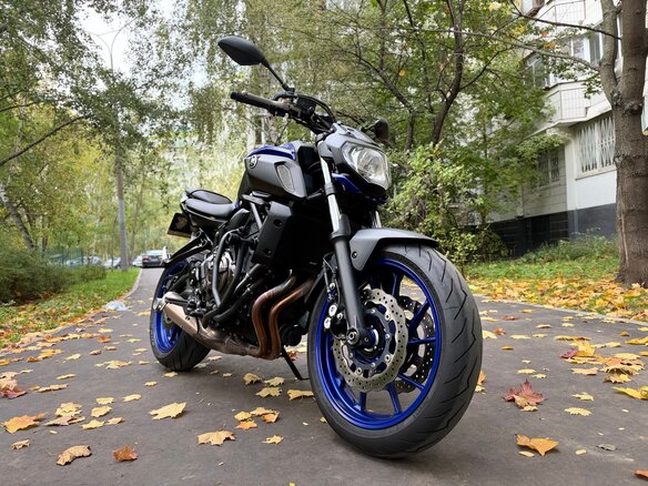 2018 Yamaha MT-07 (FZ-07), синий, 750000 рублей
