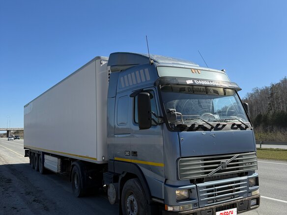 2000 Volvo FH, серебристый, 3000000 рублей