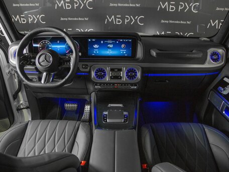 2025 Mercedes-Benz G-Класс 450 d III (W465) Рестайлинг, белый, 24840000 рублей, вид 2